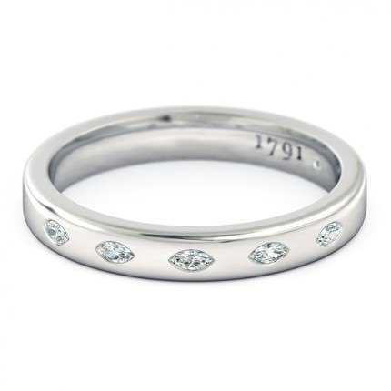 Duchess Celebration Ring in Platinum 950 AU