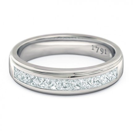1791 Princess Celebration Ring in Platinum 950 AU