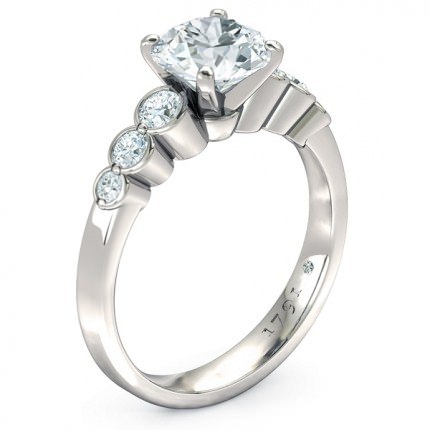Fiducia Round Brilliant Diamond Ring in 18kt White Gold AU - Main View