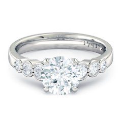 Fiducia Round Brilliant Engagement Ring in Platinum 950
