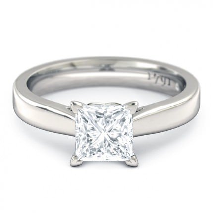 Princess Solitaire Princess Diamond Ring in Platinum 950 AU