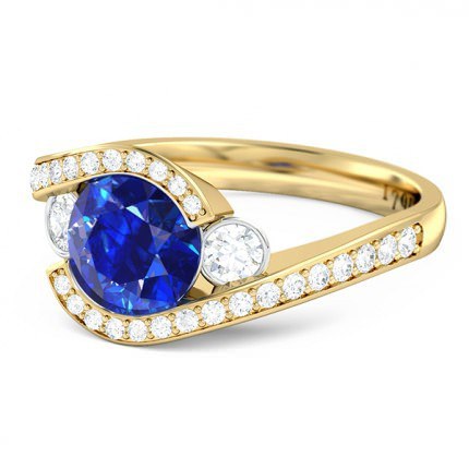 Lana Sapphire Ring in 18kt Yellow Gold AU - Side View
