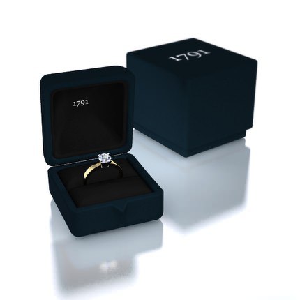 Harmony Round Brilliant Diamond Ring in 18kt Yellow Gold AU - Box View