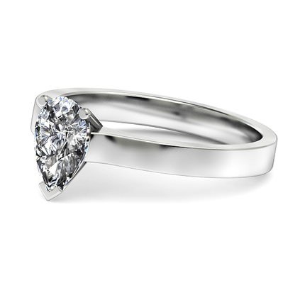 Pero Pear Diamond Ring in 18kt White Gold AU - Side View