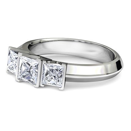 Trilogy Princess Diamond Ring in Platinum 950 AU - Side View