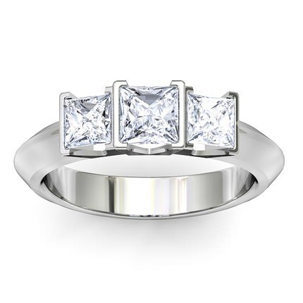 Trilogy Princess Diamond Ring in Platinum 950 AU