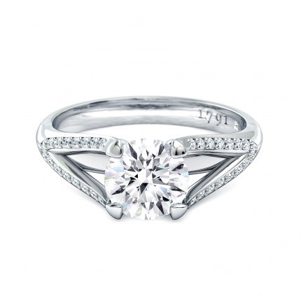 Maia Round Brilliant Diamond Ring in 18kt White Gold AU