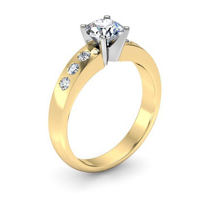 Radiosa Round Brilliant Diamond Ring in 18kt Yellow Gold AU - Main View