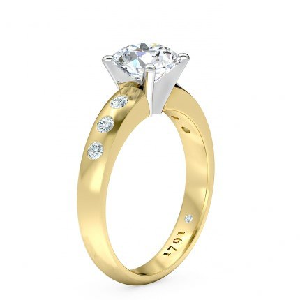 Radiosa Round Brilliant Diamond Ring in 18kt Yellow Gold AU - Main View