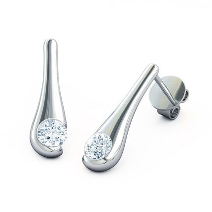Embrace Round Brilliant Diamond Earrings in Platinum 950 AU