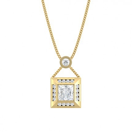 Princess Cluster Princess Pendant in 18kt Yellow Gold AU