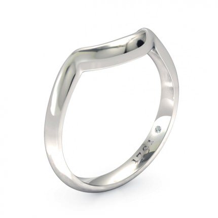 Embrace Women's Wedding Band in Platinum 950 AU - Main View