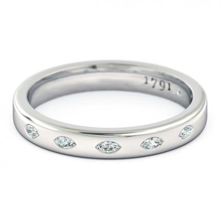 Duchess Women's Wedding Band in 18kt White Gold AU
